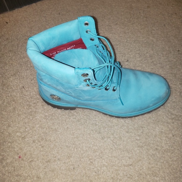Blue Timberland - Picture 2 of 3